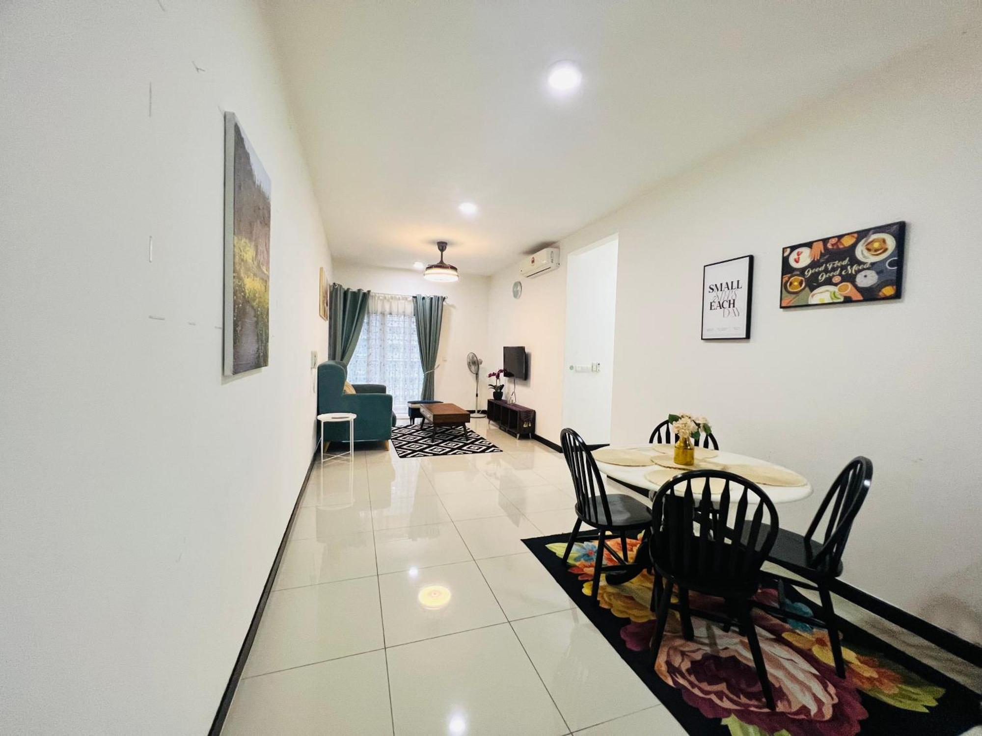 Gg's Stay@savanna Executive Suites,southville Apartment