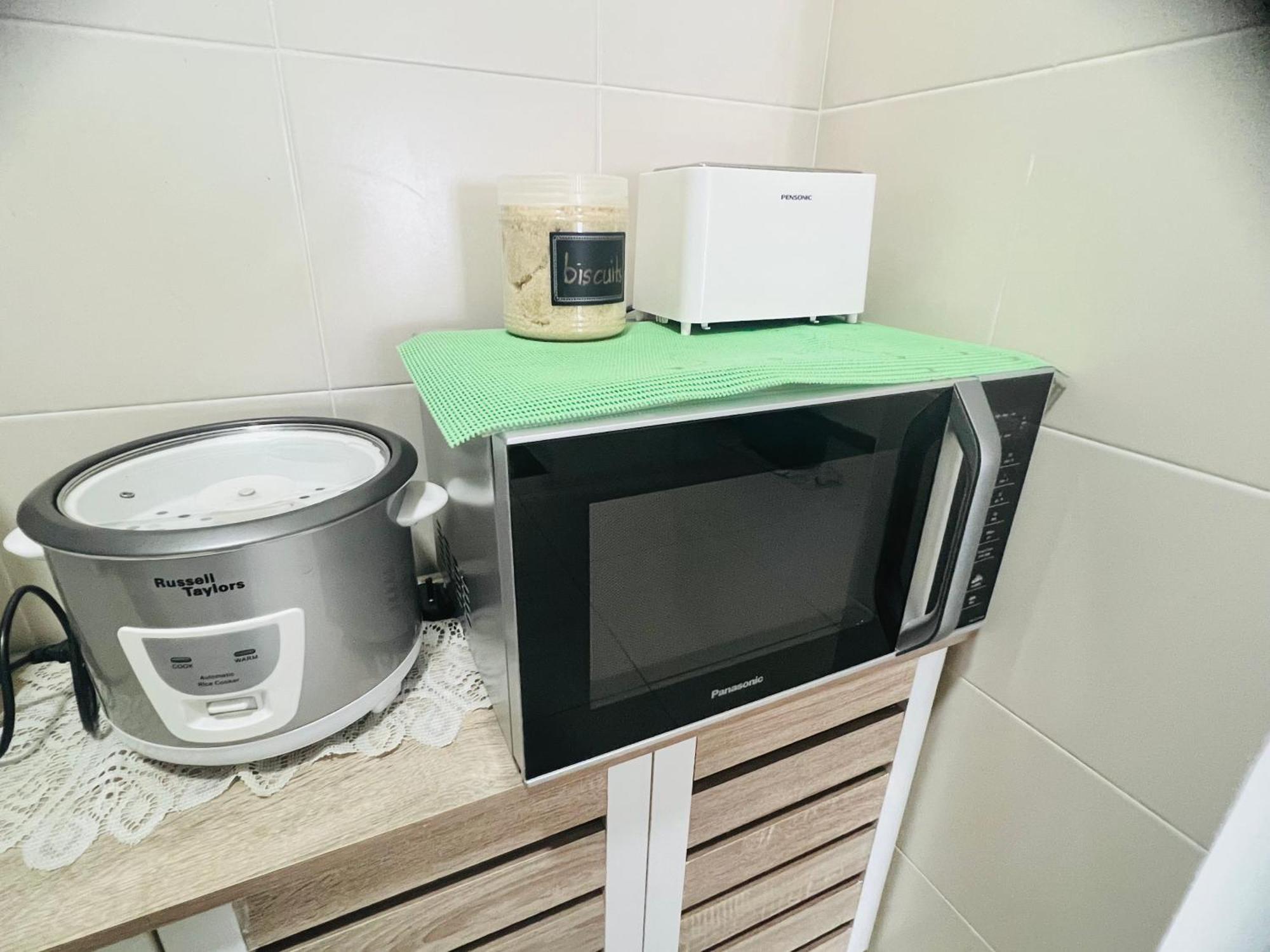 Gg's Stay@savanna Executive Suites,southville Apartment Kampong Tangkas